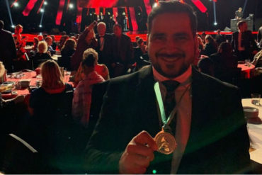 ¡QUÉ EMOCIÓN! El momento en que Miguel Siso ganó el Latin Grammy: “Esto se lo dedicó a Venezuela” (+Video)