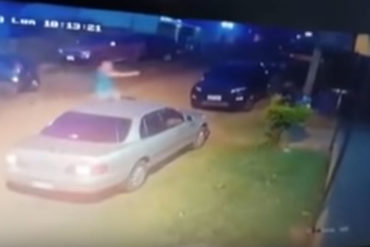 ¡ATROZ! Cámara de seguridad capta el momento en el que una famosa abogada de narcotraficantes fue asesinada a balazos (+Video)