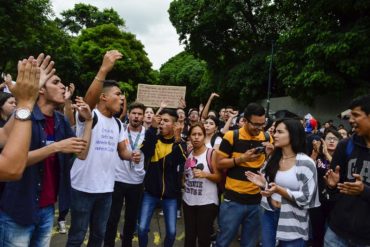 ¡ATENCIÓN! Estudiantes convocaron a concentración el #21Nov en rechazo a la crisis en la UCV