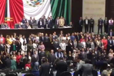 ¡DESGARRADOR! Así reaccionó una diputada mexicana al enterarse del asesinato de su hija en plena sesión del Congreso(+Video)