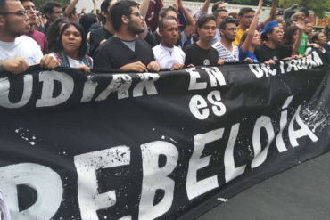 ¡VEA! Lo que dicen los estudiantes tras la intensa represión en la UCV: «La calle no muere hoy, es el inicio de una gran protesta nacional» (+Video)