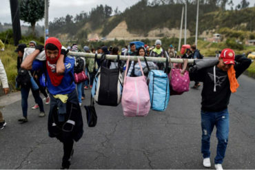 ¡LE CONTAMOS! Gobierno de Ecuador dice que está dispuesto a abrir un corredor humanitario para los venezolanos que retornen