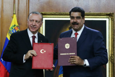 ¡VAYA, VAYA! Maduro anunció que “en los próximos días” Erdogan enviará a Venezuela un avión con ayuda humanitaria: “Contamos con Turquía para todo” (+Video)