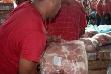 ¡SIGUEN LOS RECLAMOS! En Yaracuy entregaron solo medio pernil: “Lo queremos completo”