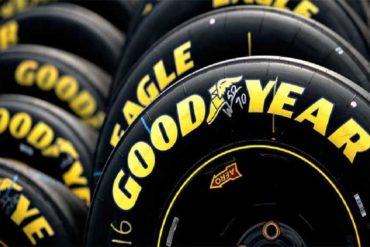 ¡ENTÉRESE! Goodyear indemnizará a trabajadores con 10 cauchos luego de anunciar su cierre en Venezuela