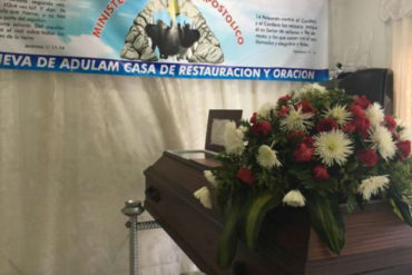 ¡LO ÚLTIMO! Autoridades colombianas ordenan enterrar a venezolano que tiene 10 días muerto: su familia espera que «resucite»