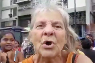 ¡BURLADOS! Abuela se siente estafada por el gobierno: Pagó pernil y caja CLAP pero nunca les llegó (+Video)