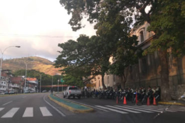 ¡ATENCIÓN! Reportan protestas en la avenida Baralt frente al TSJ este #22Ene (alertan presencia de GNB y PNB)