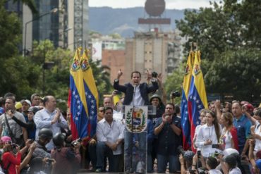 ¡DE VUELTA A LA CALLE! Guaidó convocó a una asamblea popular en la plaza Alfredo Sadel este #26Ene (+Detalles)