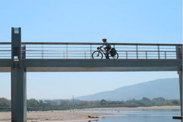 ¡CONMOVEDOR! La venezolana que pedalea por el Camino de Santiago para superar un cáncer (+Video)