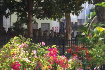 ¡LO ÚLTIMO! Así se encuentran los alrededores de la Asamblea Nacional antes de debatir la Ley de Amnistía (La tomaron los militares) (+Fotos)