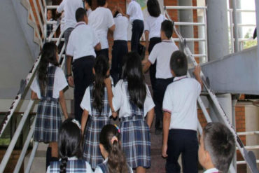 ¡LE CONTAMOS! Casi 3.000 niños venezolanos han sido incorporados a sistema educativo en Medellín