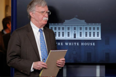 ¡MÁS FIRMES QUE NUNCA! John Bolton sobre intervención militar en Venezuela: «Todas las opciones están sobre la mesa»