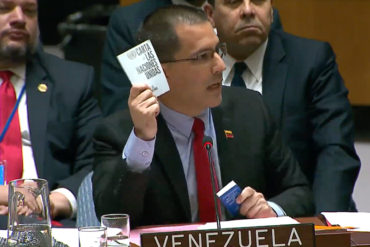 ¡DESCARADO! Arreaza llama a España a tomarse el plazo de 8 días para reflexionar sobre posición sobre Venezuela