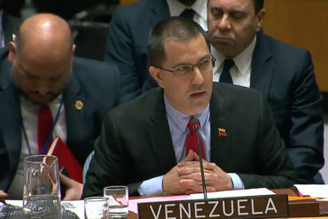 ¡SÍ, CLARO! Arreaza mete su cuento y dice que régimen de Maduro fue el que expulsó a personal de la Embajada de EE.UU.