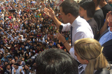 ¡NO SE DETIENE! El mensaje de Guaidó a los que están en Miraflores: Juran que la lucha se va a desinflar, pero esto apenas comienza (+Video)