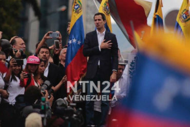 ¡LO APOYAN! «Venezuela tiene presidente»: así reaccionaron los venezolanos ante la juramentación de Juan Guaidó