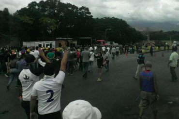 ¡ATROPELLO! Fuerte represión contra opositores que manifestaban en Cagua este #23Ene (+Videos)