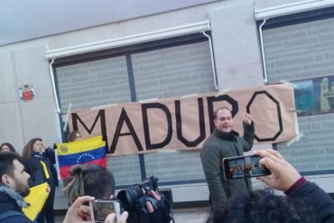 ¡LE MOSTRAMOS! Venezolanos en el exterior protestan en contra de la juramentación de Maduro (+Videos)