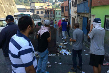 ¡LOS APOYAN! Vecinos de Cotiza sobre militares sublevados: “Nosotros estamos con los guardias” (+Video)