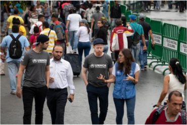 ¡SOLIDARIO! Actor de “Modern Family” visitó a venezolanos refugiados en Colombia (+Videos)