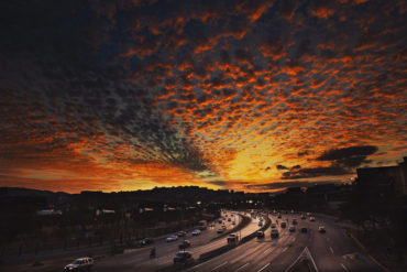 ¡UNA OBRA DE ARTE! El majestuoso atardecer que engalanó a Caracas este #7Feb y que para muchos advierte un futuro esperanzador (+Fotos)