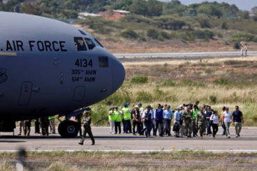 ¡SOLIDARIDAD A MIL! Llega a Cúcuta nuevo avión de la Fuerza Aérea de EEUU cargado con ayuda humanitaria para Venezuela (+Video)