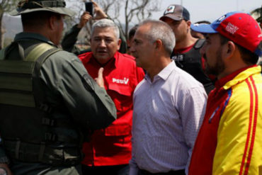 ¡CARA ‘E TABLA! Bernal monta su llorona en la frontera y culpa a EE.UU. por las «penurias» que pasan los venezolanos