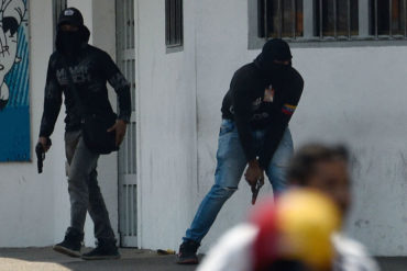 ¡URGENTE! Colectivos de Maduro disparan a manifestantes pacíficos en San Antonio del Táchira (+Fotos +Video)