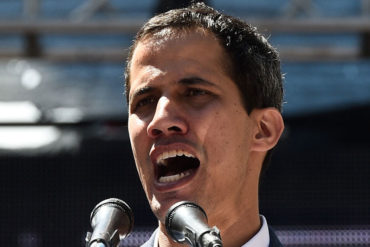 ¡CLARITO! Guaidó envía mensaje al PSUV: Deben “decidir si siguen sosteniendo a una persona sin respaldo”