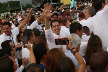 ¡LO ÚLTIMO! Juan Guaidó llegó sorpresivamente al concierto Venezuela Aid Live (+Videos)