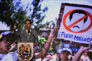 ¡TE LO CONTAMOS! La opción que propone Guaidó si el régimen insiste en bloquear la entrada de la ayuda humanitaria