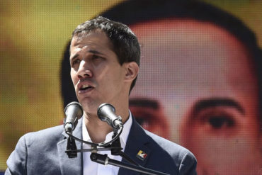 ¡SE SIGUEN SUMANDO! Eslovenia reconoce a Guaidó como presidente encargado de Venezuela (A Nico no le gustará)