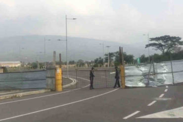 ¡LE CONTAMOS! Venezolanos esperan ayuda humanitaria en la frontera (+Video)