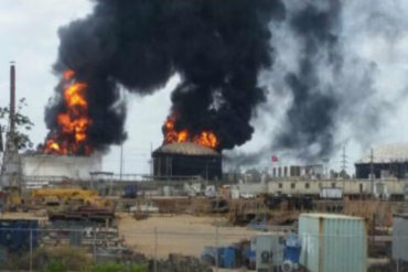 ¡GRAVE! Explotaron 2 tanques de almacenamiento de petróleo en Petro San Félix (+Fotos) (+Video)