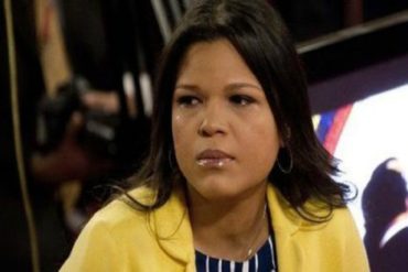 ¡TIEMPO RÉCORD! En 1 día se superaron las 100.000 firmas requeridas para pedir que María Gabriela Chávez sea deportada de EEUU