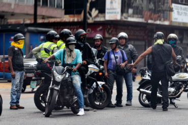 ¡SEPA! Así se ha aprovechado Maduro de los apagones para “normalizar” presencia de los colectivos en las protestas (+Videos)