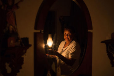 ¡LOS APAGONES NO CESAN! Reportan que al menos 12 estados del país están sin luz este #9Abr