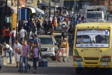 ¡ENTÉRESE! Régimen fija en Bs. 300 pasaje para rutas urbanas, pero los transportistas ya cobran Bs. 500