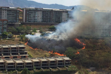 ¡VÉALO! Incendio de gran magnitud se registró en La Tahona este #29Abr (+Fotos) (+Videos)