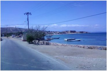 ¡EL ROSTRO DE LA CRISIS! Así de vacías están las playas de la Península de Araya en pleno asueto de Semana Santa (+Fotos)