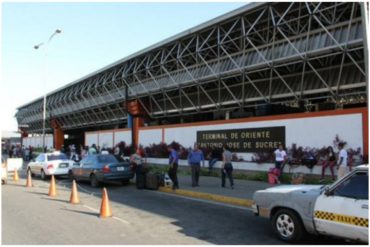 ¡NO ES FÁCIL! “Me tengo que anotar en una lista y amanecer acá el otro día”: El calvario para viajar desde el terminal Antonio José de Sucre (+Video)