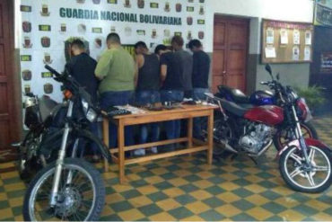 ¡NO AGUANTARON! Tachirenses capturan a colectivos armados que robaban a manifestantes (+Foto + Video)