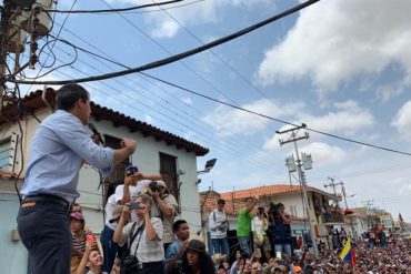 ¡SE LO MOSTRAMOS! Así recibieron a Juan Guaidó en las calles de Coro este #15Abr (+Videos y Fotos)