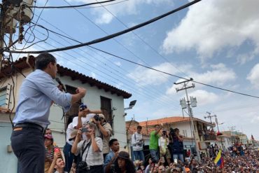 ¡ENVALENTONADO! Guaidó desde Coro a quienes le piden que se ponga las pilas: “Las tenemos bien puestas para seguir adelante” (+Videos)