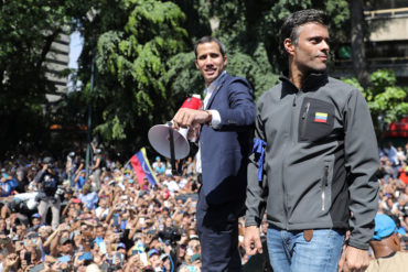 ¡SEPA! Guaidó lidera marcha hacia el oeste de Caracas acompañado por civiles y militares (+Video)