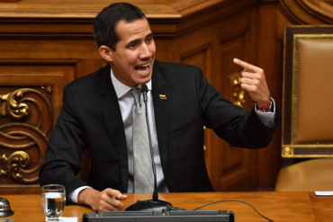 ¡DE FRENTE! Guaidó: Es un cinismo declarar estos días como no laborables (+Video)