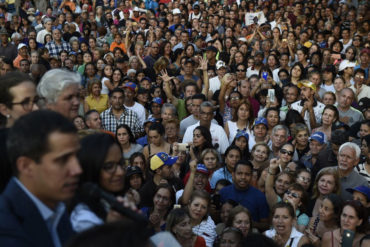 ¡ATENCIÓN! Los venezolanos vuelven a las calles este #10Abr tras derrota de Maduro en la OEA