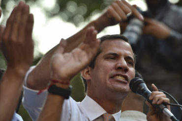 ¡FRONTAL! Guaidó antes de iniciar la Operación Libertad este #6Abr: “Nos vemos en las calles para exigir el cese de la oscuridad”