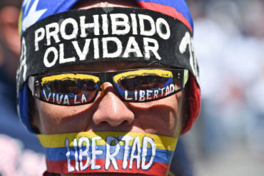 Continúan las violaciones a la libertad de expresión en Venezuela: en noviembre se documentaron 16